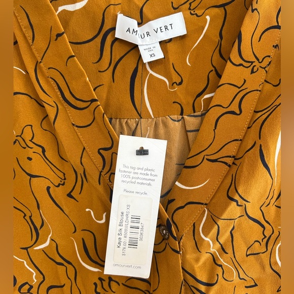 NWT Amour Vert Kaya Wild Horses Silk Button Front Blouse, size XS - Picture 6 of 7